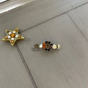 Star and Flower Rhinestone Hair Clips Vintage Tarina Tarantino barrette star